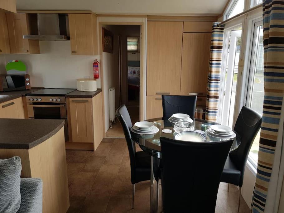 Home From Home Cosy Caravan Bembridge Exterior foto